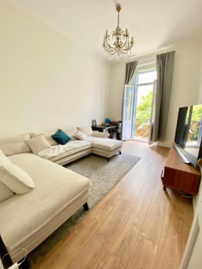 NEW LOFT 2022 CANNES CROISETTE / PALAIS DES FESTIVALS